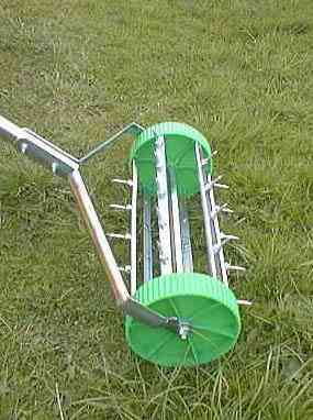 rolling lawn aerator